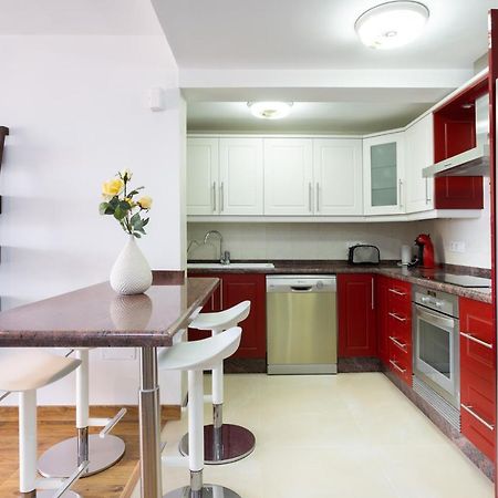 Exclusive Penthouse Playa Las Vistas 4 Close To The Sea And Beach, Aircondition For A Fee, Wifi, Terrace, Heated Pool Playa de las Américas Exterior foto