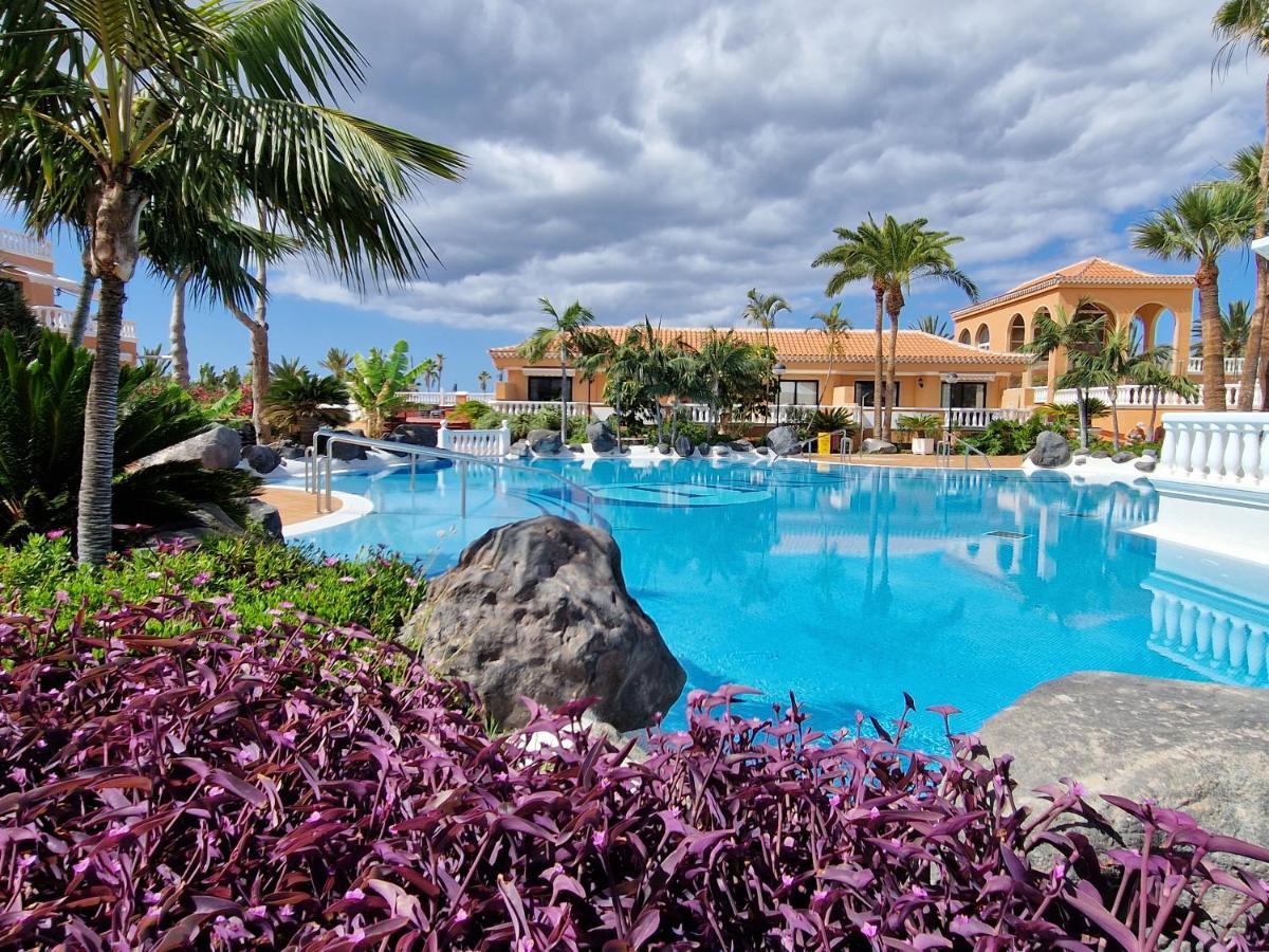 Exclusive Penthouse Playa Las Vistas 4 Close To The Sea And Beach, Aircondition For A Fee, Wifi, Terrace, Heated Pool Playa de las Américas Exterior foto